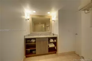 2670 E Sunrise, Fort Lauderdale, FL 33304 - Photo 5