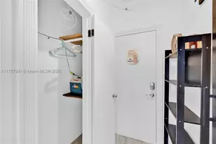 255 W 24th, Miami Beach, FL 33140 - Photo 9
