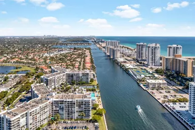 600 Parkview #422(+DEN), Hallandale, FL 33009 - Photo 29