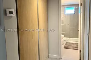 3600 NE 170, North Miami Beach, FL 33160 - Photo 15