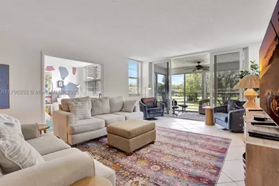 4020 W Palm Aire #204, Pompano Beach, FL 33069 - Photo 13