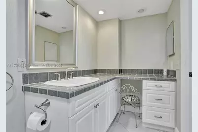 4020 W Palm Aire #204, Pompano Beach, FL 33069 - Photo 29