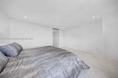 9801 Collins #17R, Bal Harbour, FL 33154 - Photo 23