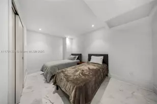 9801 Collins, Bal Harbour, FL 33154 - Photo 17