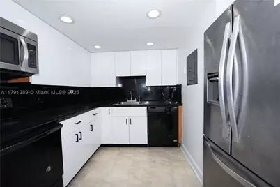 1720 NW N River #607, Miami, FL 33125 - Photo 31