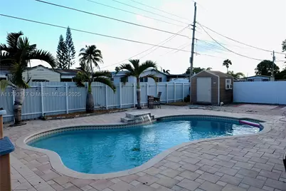 7000 SW 10th, Pembroke Pines, FL 33023 - Photo 9