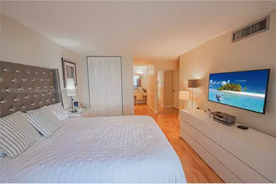 301 174th #401, Sunny Isles Beach, FL 33160 - Photo 27