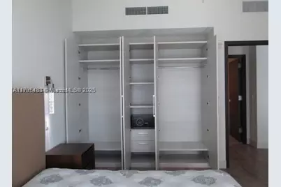 [Address not provided], Hollywood, FL 33019 - Photo 13