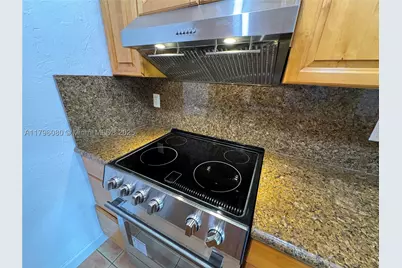 1700 Pierce #202, Hollywood, FL 33020 - Photo 21