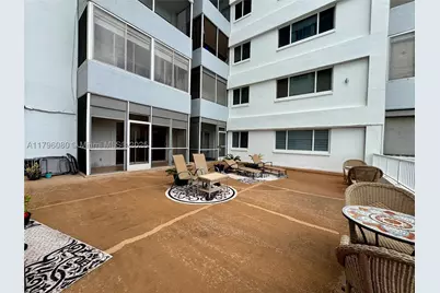 1700 Pierce #202, Hollywood, FL 33020 - Photo 33