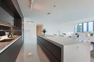 851 NE 1st, Miami, FL 33132 - Photo 11