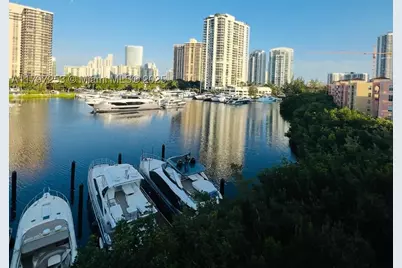 19877 E Country Club #3606, Aventura, FL 33180 - Photo 27