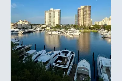 19877 E Country Club #3606, Aventura, FL 33180 - Photo 25