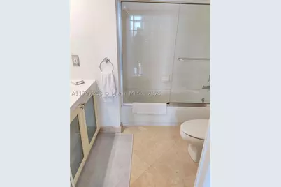 19877 E Country Club #3606, Aventura, FL 33180 - Photo 21