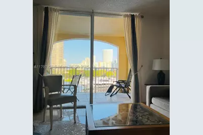 19877 E Country Club #3606, Aventura, FL 33180 - Photo 7