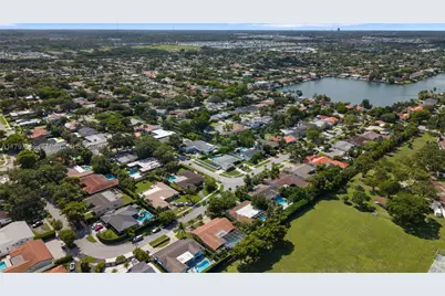 20375 NE 22nd, Miami, FL 33180 - Photo 63