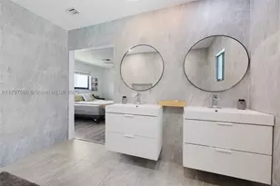 20375 NE 22nd, Miami, FL 33180 - Photo 35