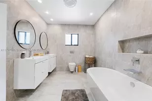 20375 NE 22nd, Miami, FL 33180 - Photo 33