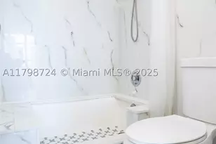 500 Three Islands, Hallandale, FL 33009 - Photo 11