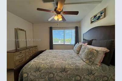 1700 Pierce #702, Hollywood, FL 33020 - Photo 15