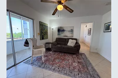 1700 Pierce #702, Hollywood, FL 33020 - Photo 3