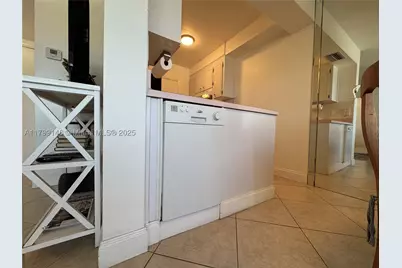 1700 Pierce #702, Hollywood, FL 33020 - Photo 13