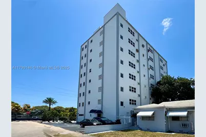 1700 Pierce #702, Hollywood, FL 33020 - Photo 27