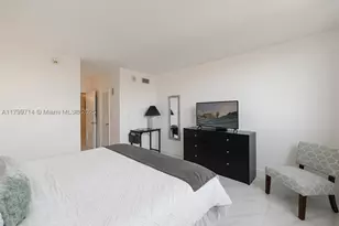 19370 Collins, Sunny Isles Beach, FL 33160 - Photo 25