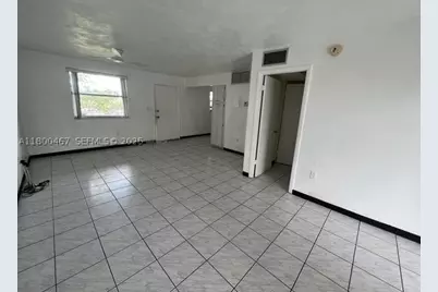 7125 Dickens #4, Miami Beach, FL 33141 - Photo 11
