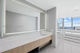 851 NE 1st, Miami, FL 33132 - Photo 21