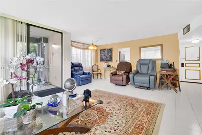 1400 Saint Charles #L4, Pembroke Pines, FL 33026 - Photo 9