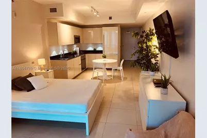 1010 Brickell #2710, Miami, FL 33131 - Photo 11