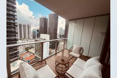 1010 Brickell #2710, Miami, FL 33131 - Photo 1