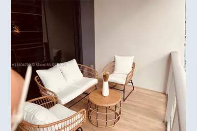 1010 Brickell #2710, Miami, FL 33131 - Photo 21