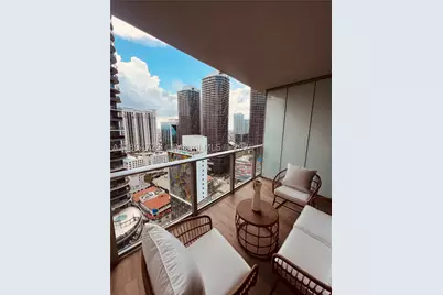 1010 Brickell #2710, Miami, FL 33131 - Photo 3