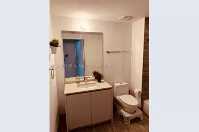 1010 Brickell #2710, Miami, FL 33131 - Photo 7