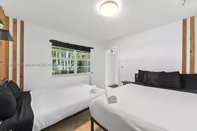 2708 Cleveland, Hollywood, FL 33020 - Photo 21