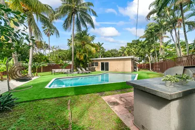 2708 Cleveland, Hollywood, FL 33020 - Photo 3