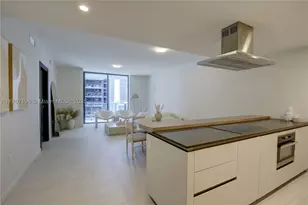 1000 Brickell, Miami, FL 33131 - Photo 17