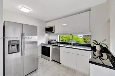 16919 N Bay #521, Sunny Isles Beach, FL 33160 - Photo 7