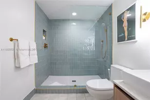 159 NE 6th, Miami, FL 33132 - Photo 17