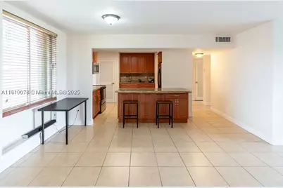 9110 Fontainebleau #502, Miami, FL 33172 - Photo 7