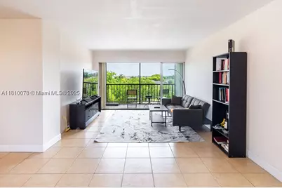 9110 Fontainebleau #502, Miami, FL 33172 - Photo 21
