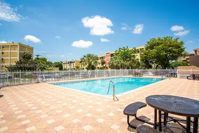 9110 Fontainebleau #502, Miami, FL 33172 - Photo 41