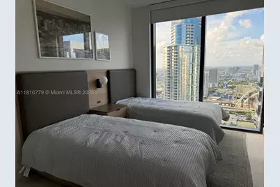 159 NE 6th #4215, Miami, FL 33132 - Photo 15