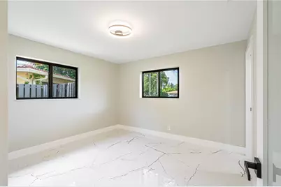 601 NE 1st #5007, Miami, FL 33132 - Photo 9
