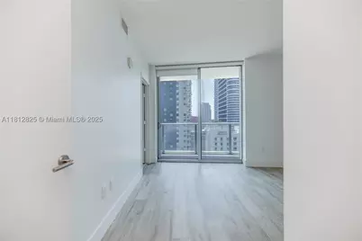 1100 S Miami #1704, Miami, FL 33130 - Photo 11