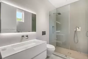 420 Island, Key Biscayne, FL 33149 - Photo 45