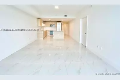 16385 Biscayne #702, North Miami Beach, FL 33160 - Photo 15