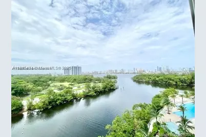 16385 Biscayne #702, North Miami Beach, FL 33160 - Photo 1